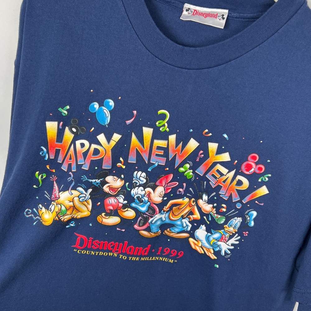 Vintage 1999 Disneyland T-Shirt - Picture 2 of 4